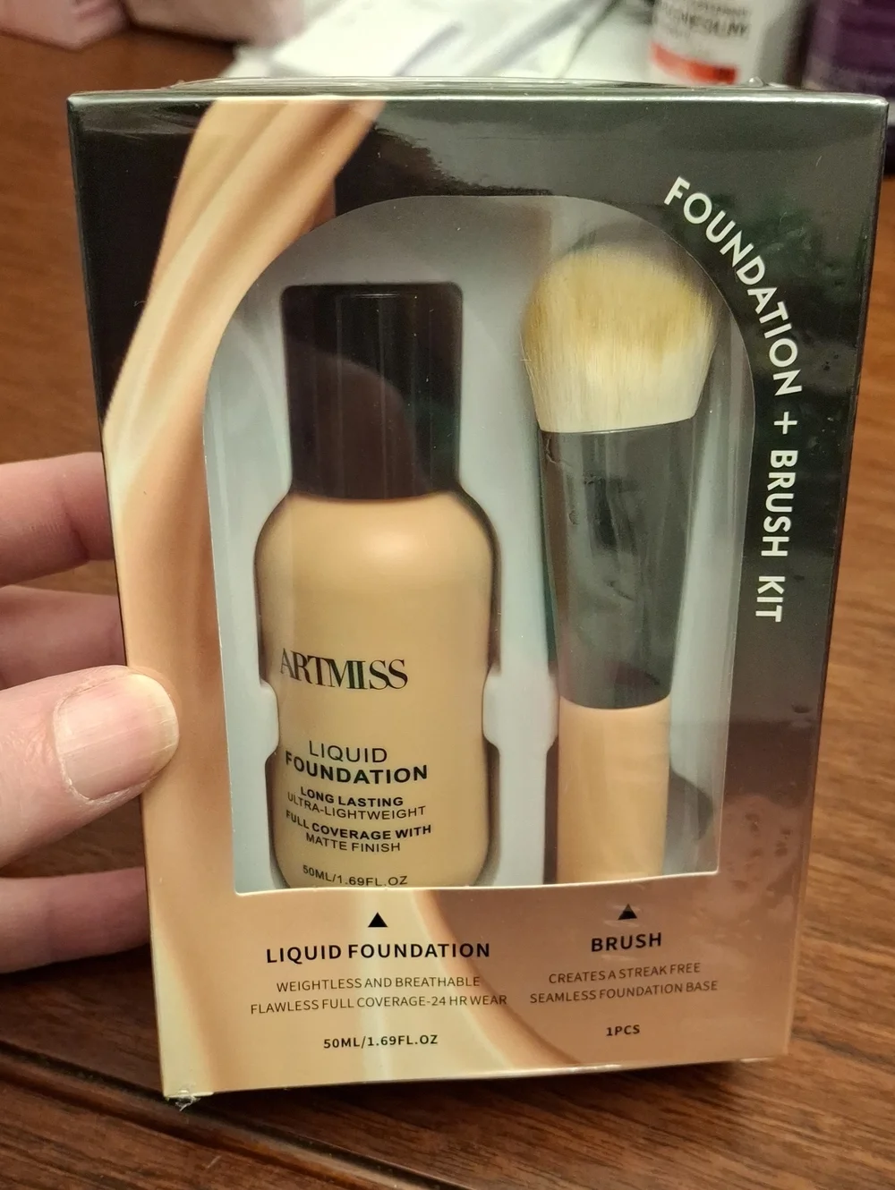 Artmiss Liquid Foundation 50ml + Brush Kit New Sealed Box - Medium